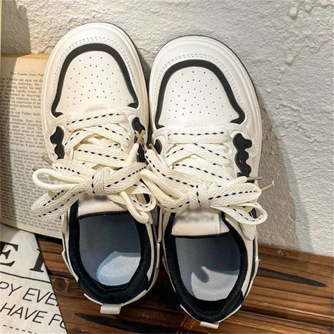 Women's Spring Korean Style White Thick-soled Niche Sneakers