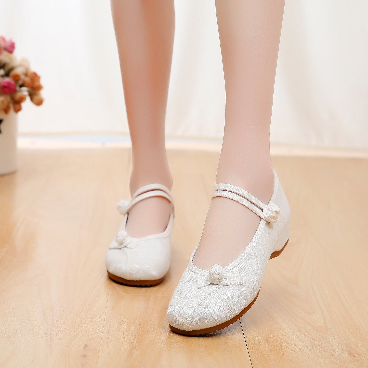 Embroidered Cotton Wedding Ethnic Style Tendon Canvas Shoes