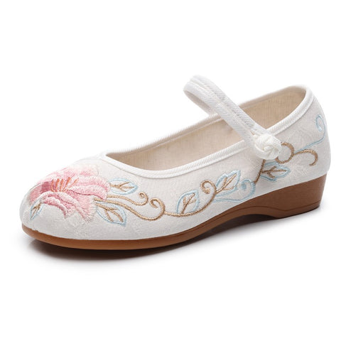 Women's Chinese Style Embroidered Cotton Tea Specialist Canvas Shoes