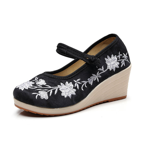 Old Beijing Cloth Ethnic Style Embroidered Canvas Shoes