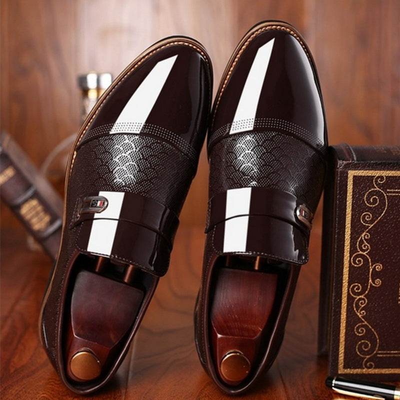 Slouchy Trendy Men's Embossed Slip-on Large Men's Shoes