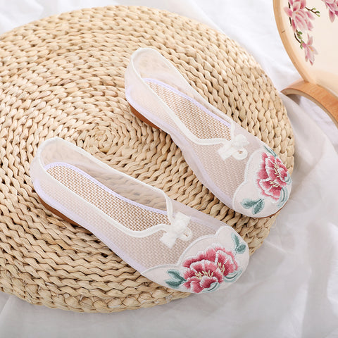 Beijing Embroidered Cloth Ethnic Style Low Canvas Shoes