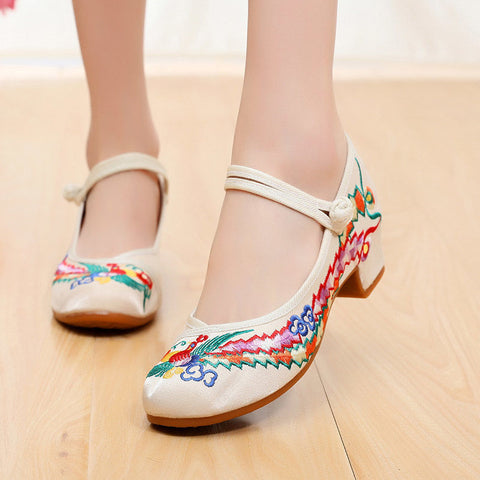 Women's Embroidered Cheongsam Cloth Dance Ethnic Style Canvas Shoes