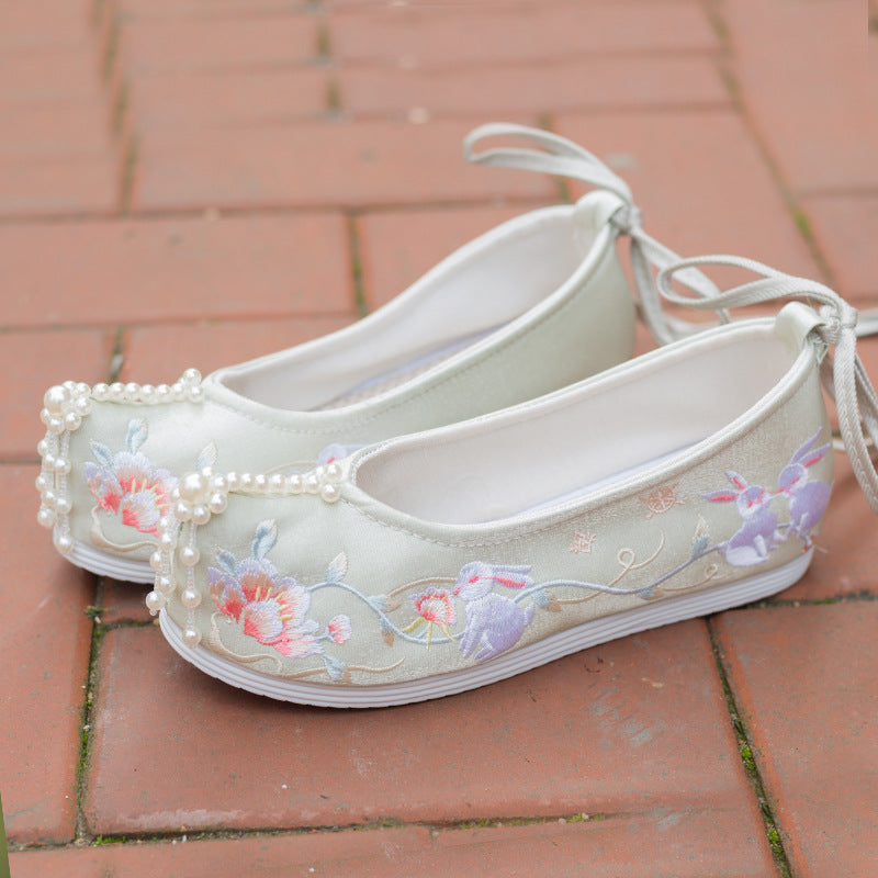 Creative Pearl Spring Beaded Tassel With Canvas Shoes