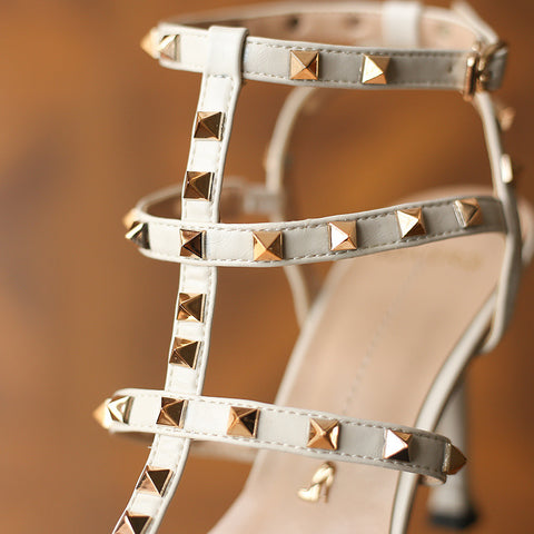Popular Innovative Women's Summer Roman Rivet Sandals