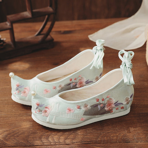 Women's Rouge Magpie Song Drifting Butterfly Ancient Canvas Shoes