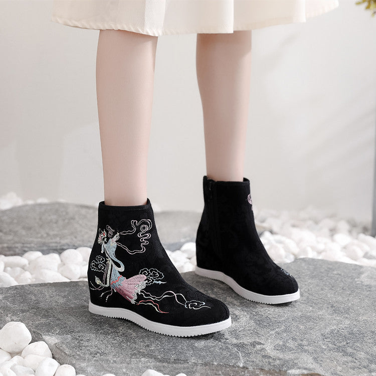 Ethnic Style Embroidered Height Increasing Insole Canvas Shoes