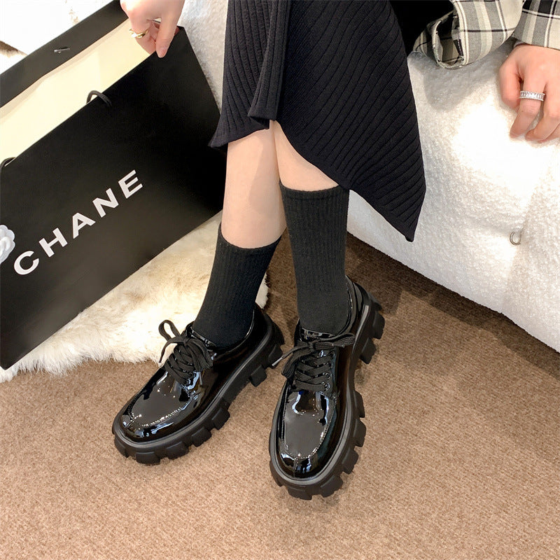 Women's Wen British College Style Genuine Platform Leather Shoes