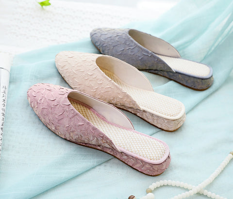 Pretty Women's Solid Color Summer Cloth Slippers