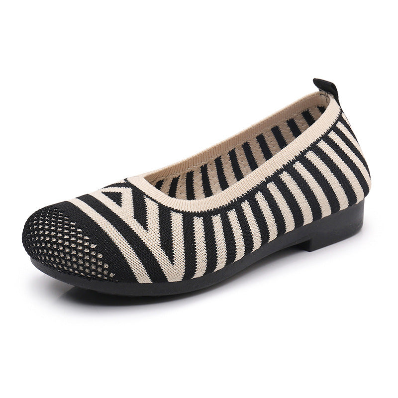 Cool Women's Beijing Cloth Breathable Light Casual Shoes