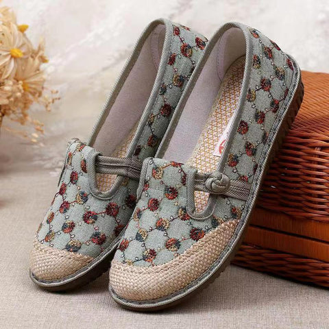 Women's Old Beijing Cloth Embroidered Ethnic Style Woven Soft Canvas Shoes